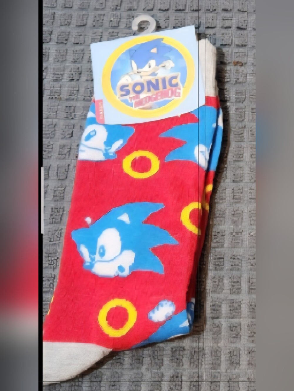 NWT Bioworld Sonic The Hedgehog Red Crew Socks with Blue Character Print